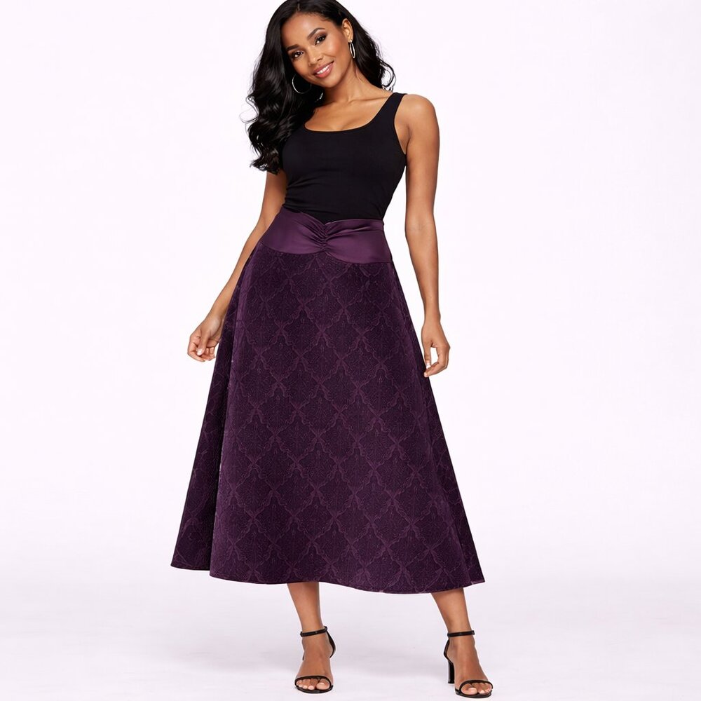 Z by Zelda trendy women's silk skirt in a deep plum color Size: 12